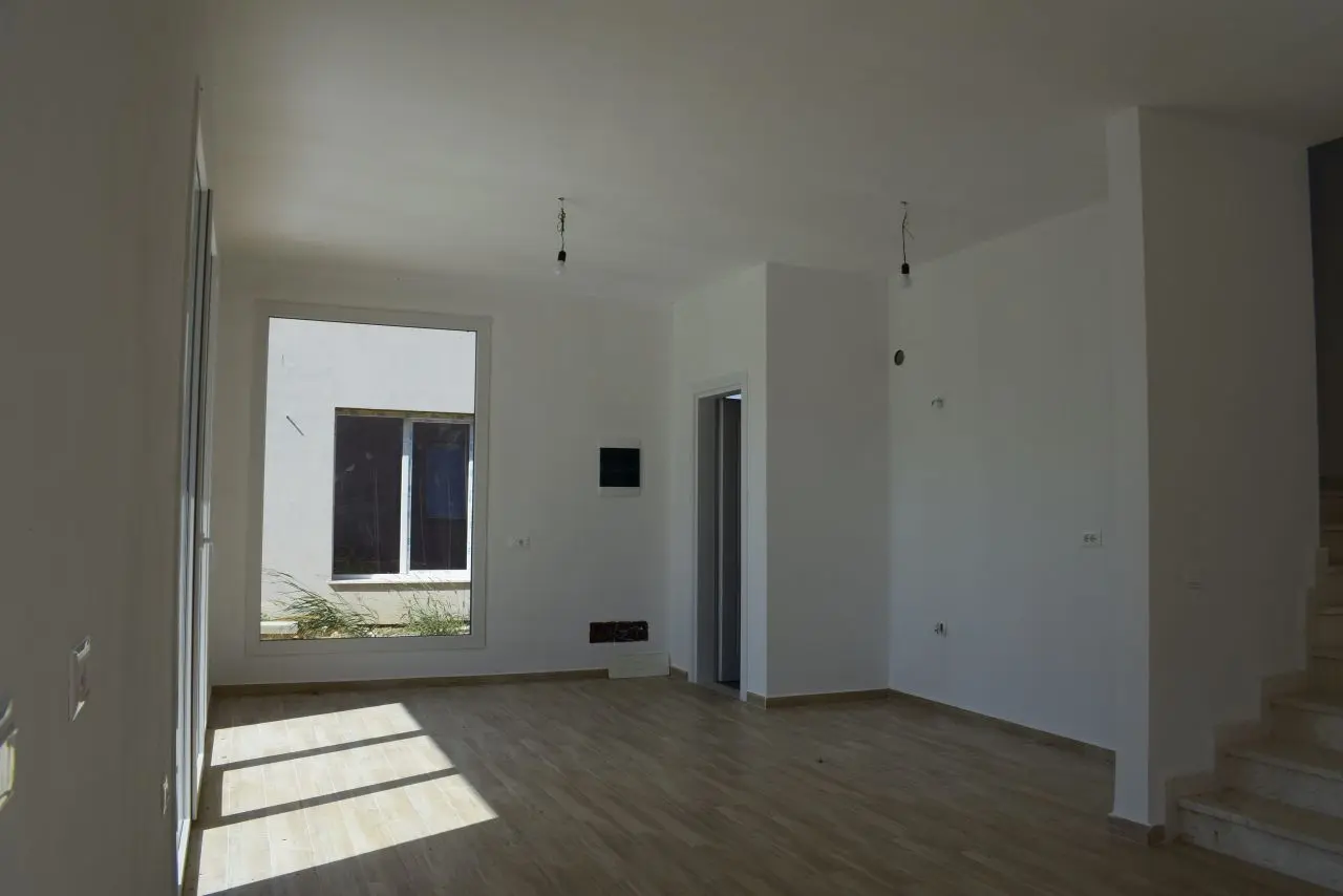DSC_0041 Villas With Swimming Pool For Sale In Lalzit Bay In Durres Albania