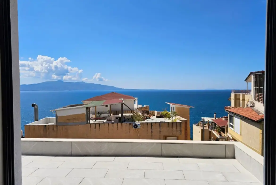 PENTHOUSE FOR SALE IN SARANDA ALBANIA