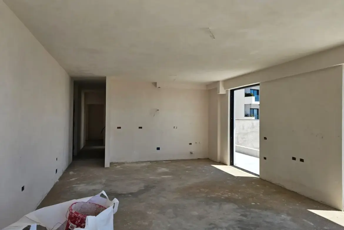 PENTHOUSE FOR SALE IN SARANDA ALBANIA