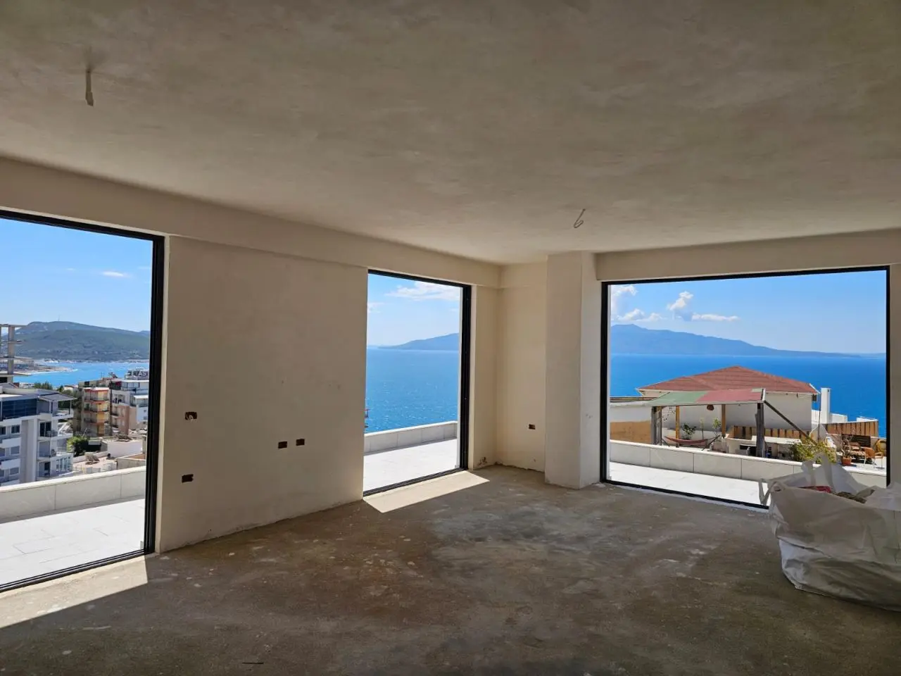 IMG-20260405-WA0036 PENTHOUSE FOR SALE IN SARANDA ALBANIA
