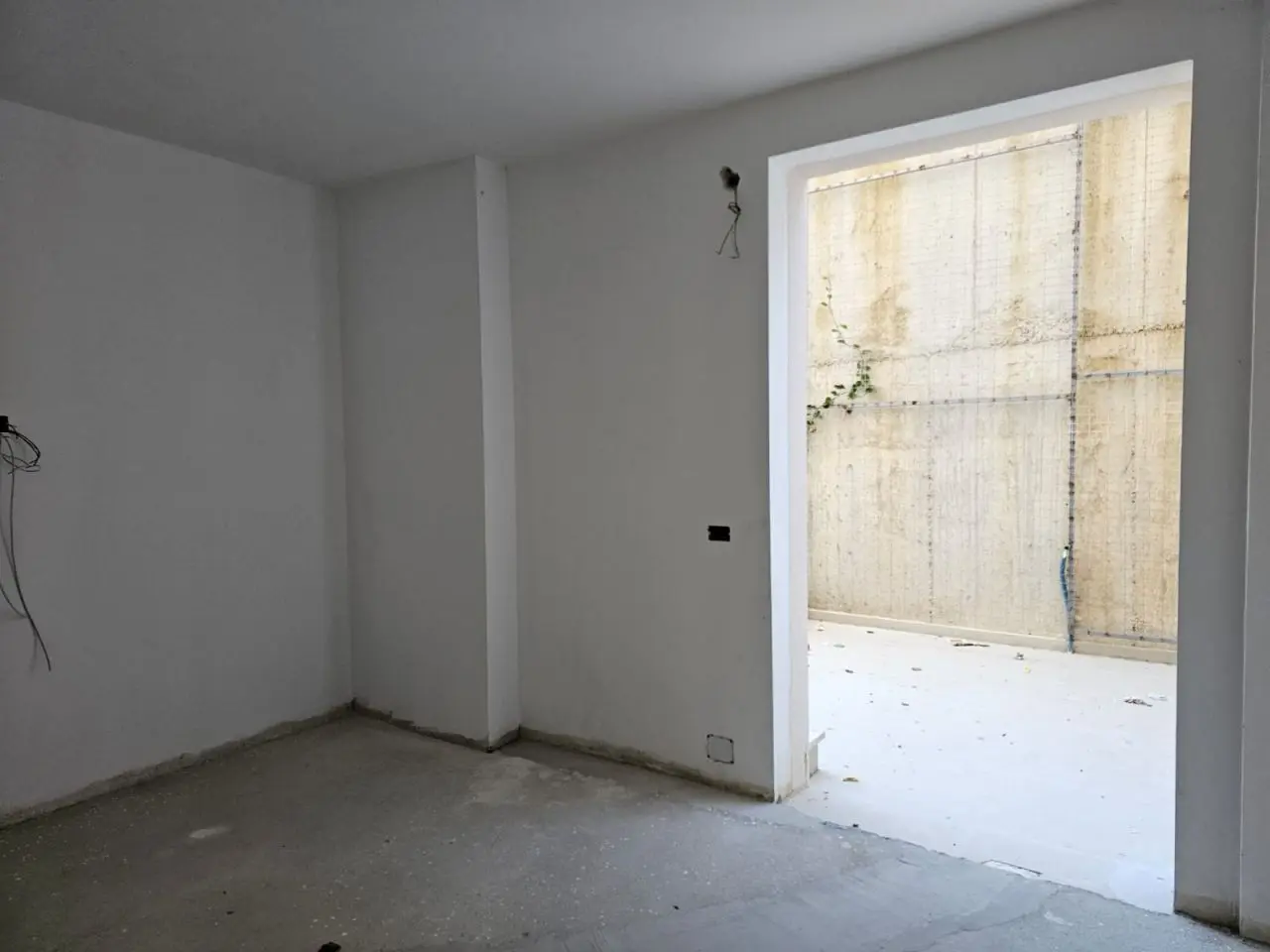 Albania Real Estate For Sale In Saranda