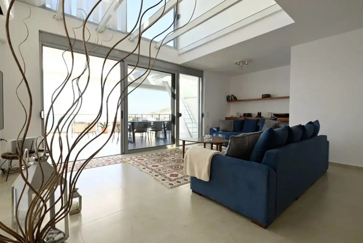 Wonderful Sea View Duplex For Sale In Sarande