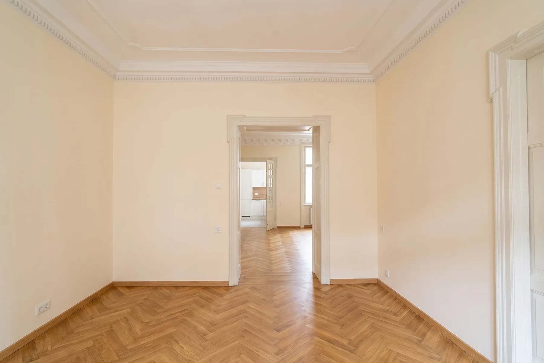 4-Bedroom Apartment, 176 m² – Kralja Milana, Vračar, Belgrade