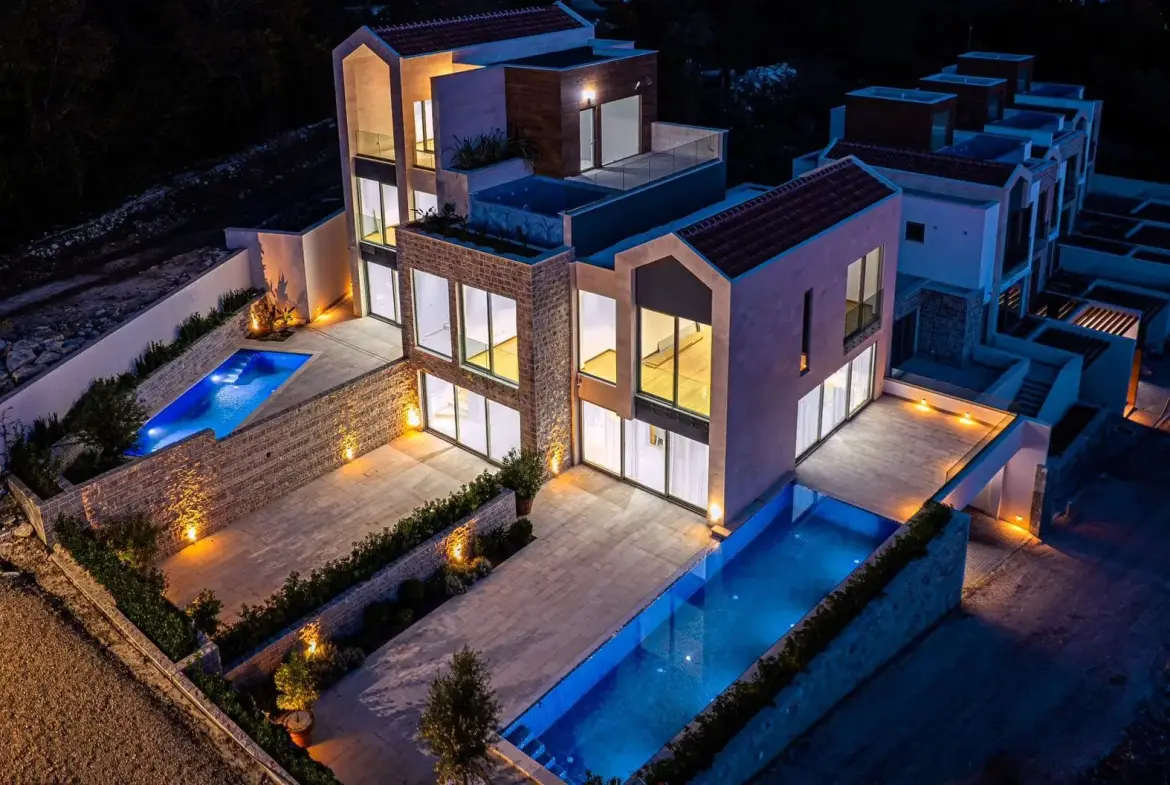 Lastva Park Townhouses Tivat: Premium 240-350m² Homes with Private Pools