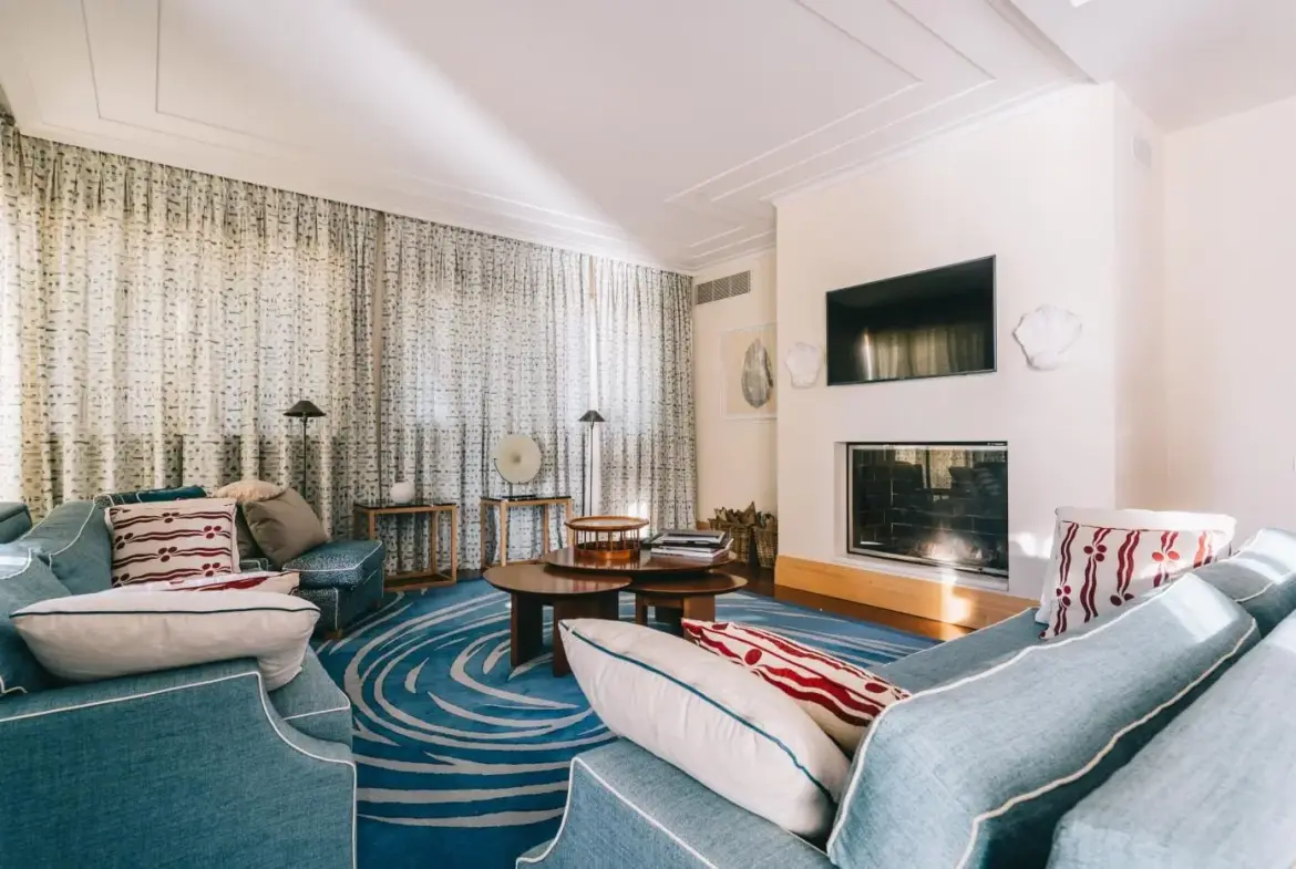 Penthouse for Sale Tivat – Elegant 2-Bedroom Apartment in Porto Montenegro