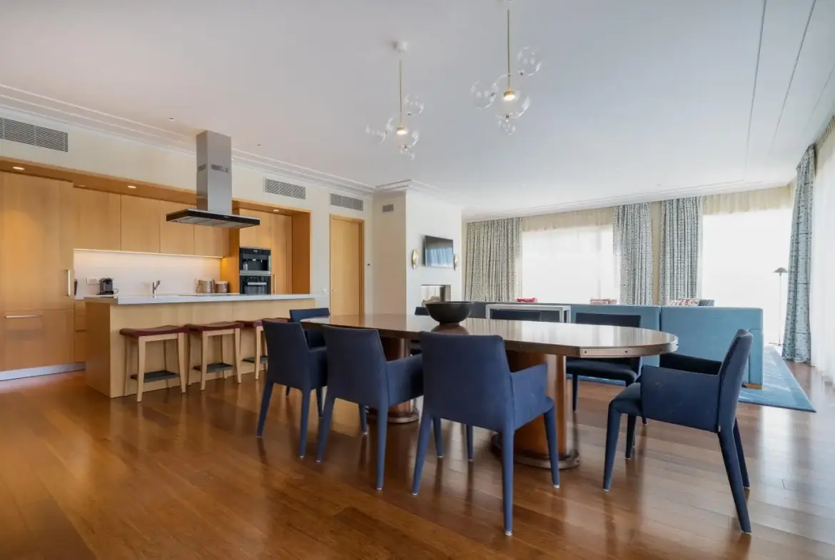 Penthouse, Regent Pool Club Porto Montenegro — 381 m², 3 Bed