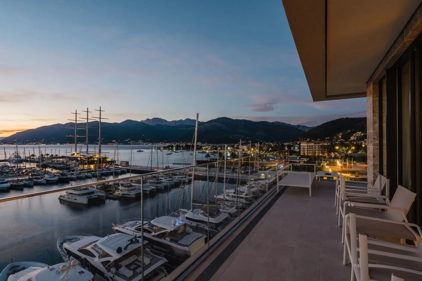 Penthouse with Infinity Pool, Porto Montenegro — 497 m², 3 Bed