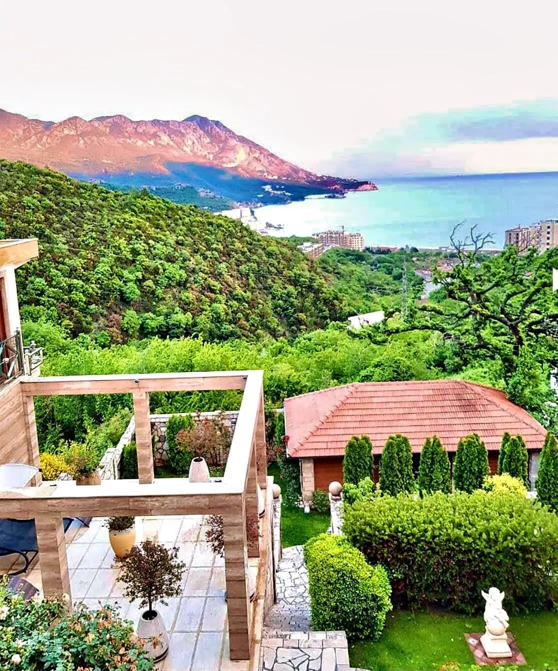 Luxurious Villa for Sale in Bečići