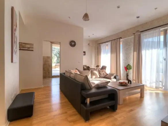 Apartment Lux Class in Becici-3 Bedrooms