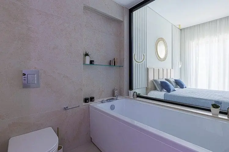 A Premium Apartment in a Complex with a Pool