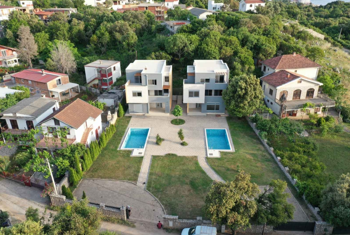 Modern villas for sale in Utjeha