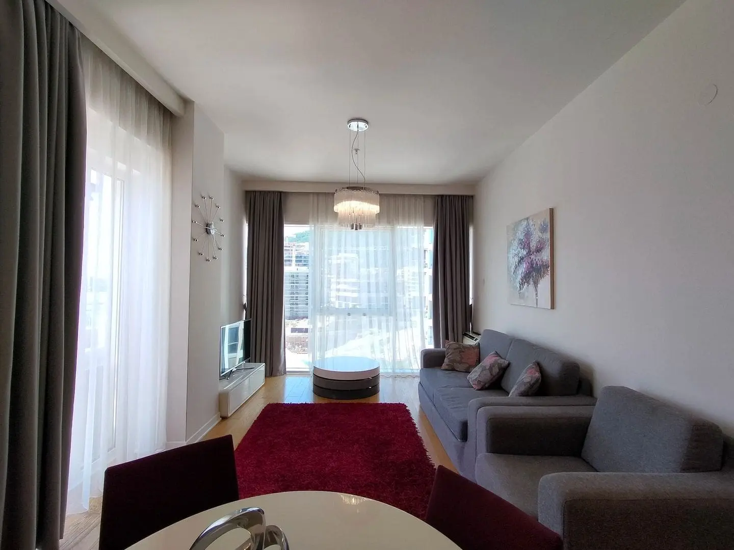 Captivating Apartment Awaits in Budva’s Exclusive Tre Canne