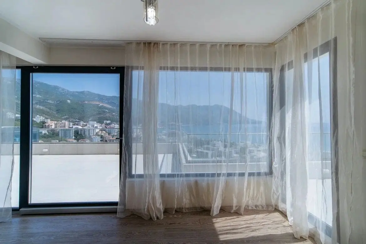 Luxury Penthouse with Panoramic Sea Views in Budva-Becici