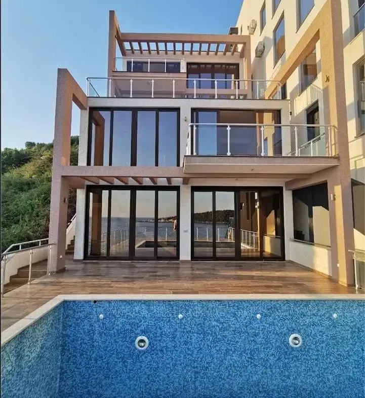 Seafront villa for sale in Montenegro-Modern Villa near Veliki Pijesak Beach