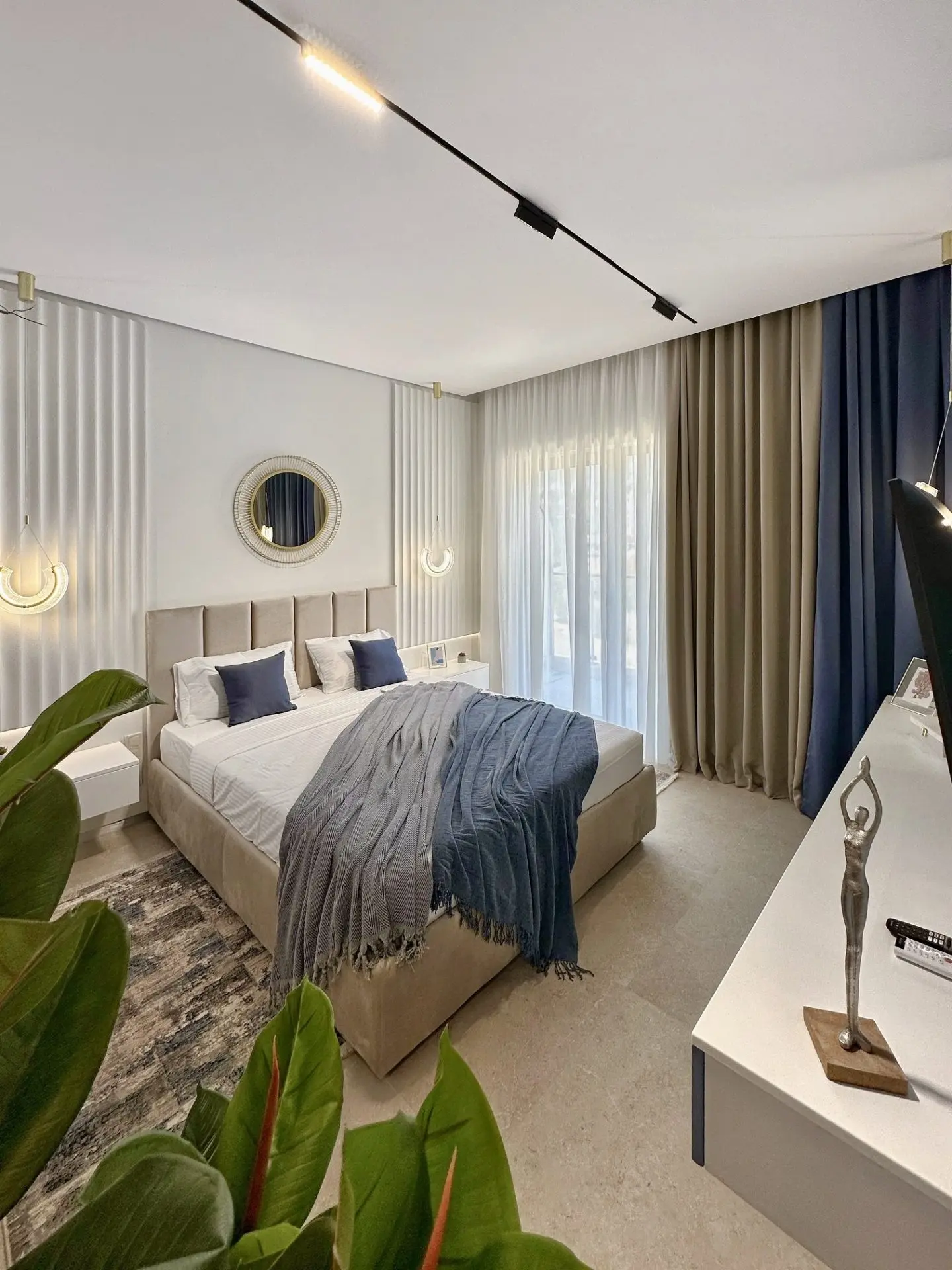A Premium Apartment in a Complex with a Pool