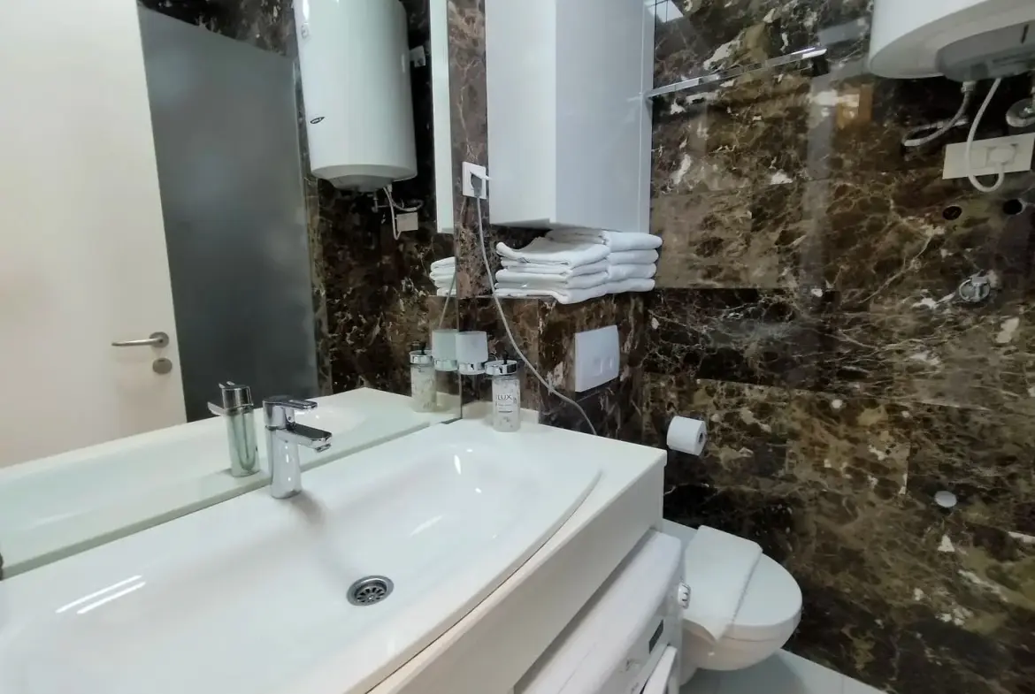 Captivating Apartment Awaits in Budva’s Exclusive Tre Canne
