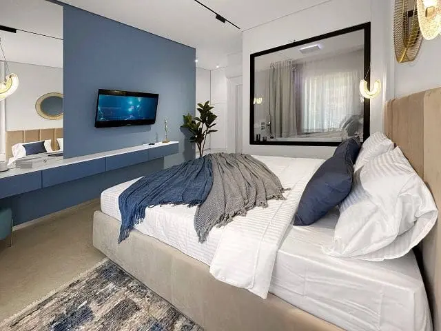 A Premium Apartment in a Complex with a Pool