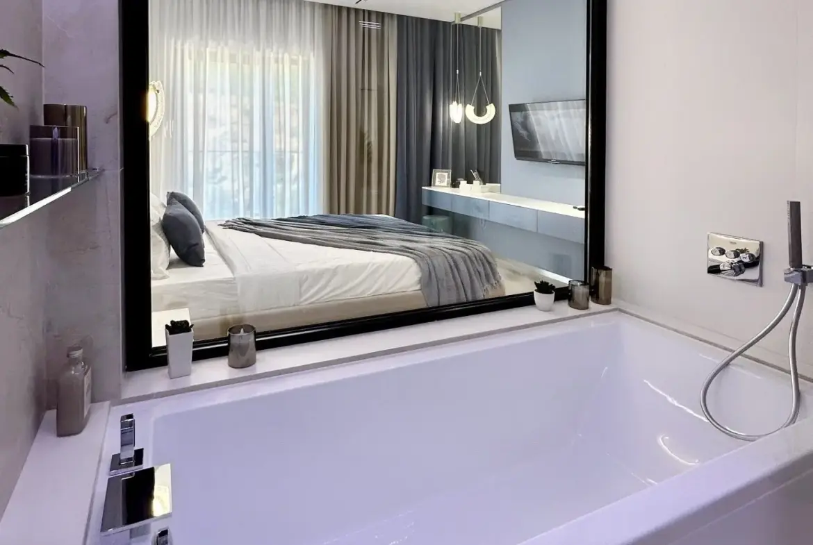 A Premium Apartment in a Complex with a Pool