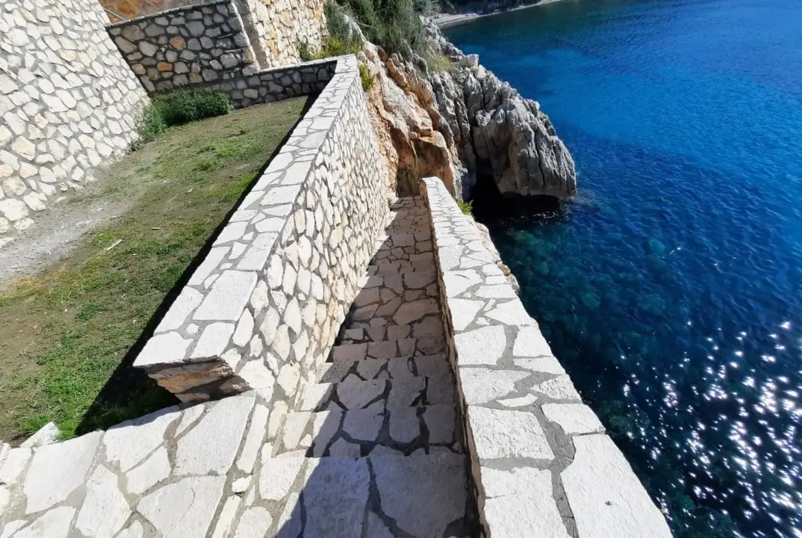 Seafront villa for sale in Montenegro-Modern Villa near Veliki Pijesak Beach