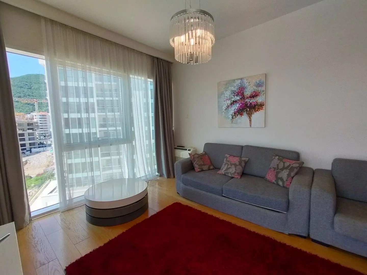 Captivating Apartment Awaits in Budva’s Exclusive Tre Canne