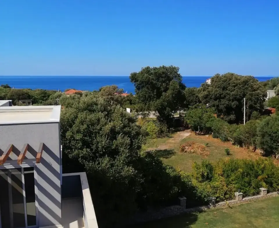 Modern villas for sale in Utjeha