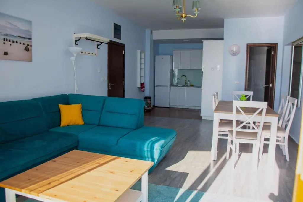 Waterfront apartments in Dobra Voda-Bar