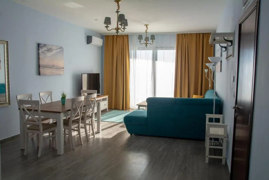 Waterfront apartments in Dobra Voda-Bar