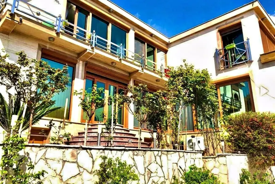 Luxurious Villa for Sale in Bečići
