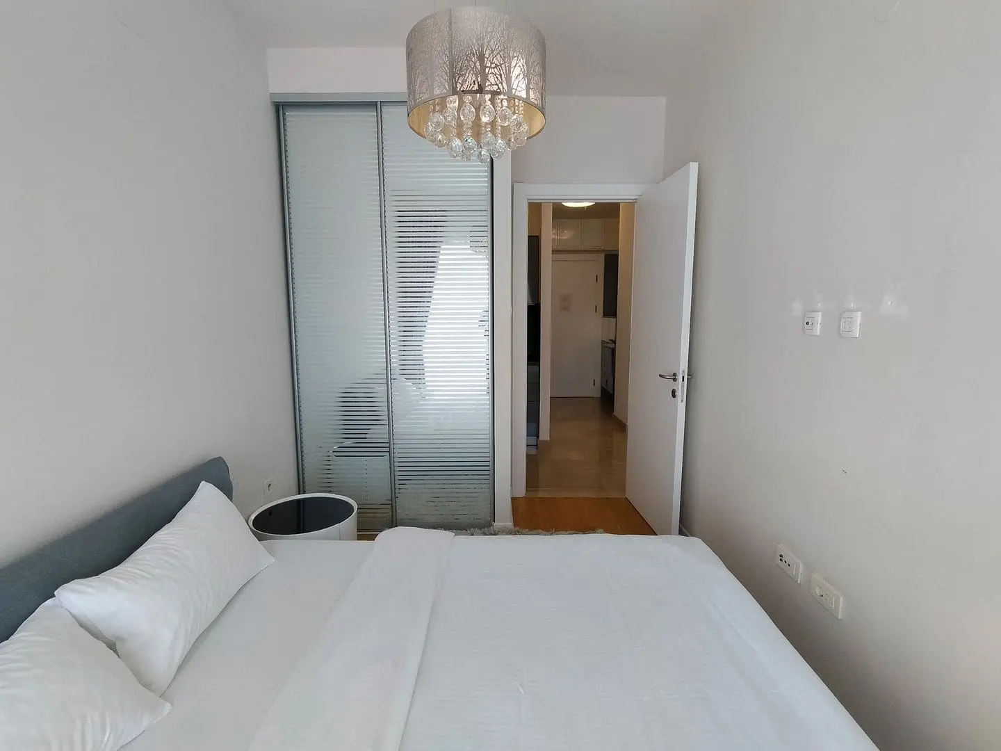 Captivating Apartment Awaits in Budva’s Exclusive Tre Canne