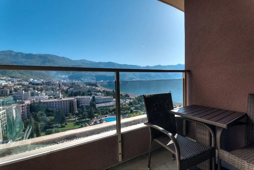 Luxury apartment for sale in Becici