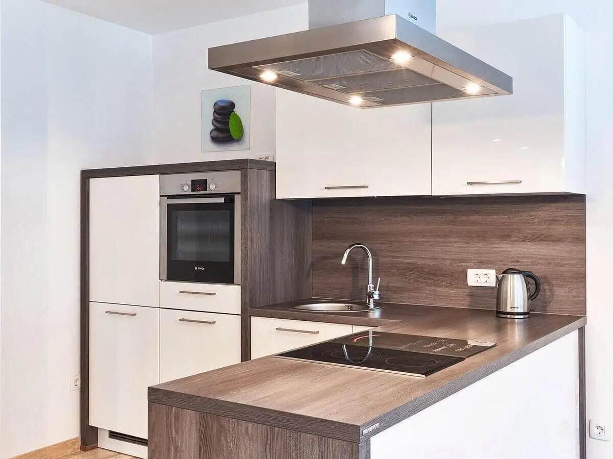 Captivating Sea View Apartment in Tre Canne-Budva