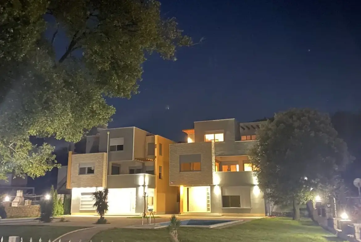 Modern villas for sale in Utjeha