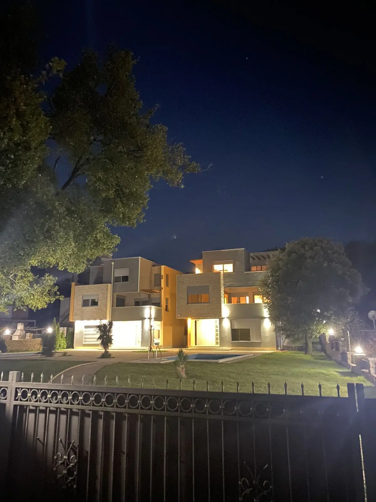 Modern villas for sale in Utjeha