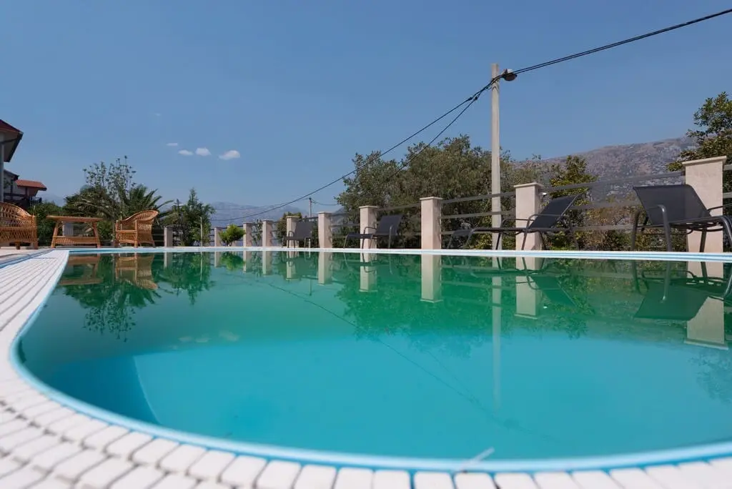Luxury Villa for Sale in Boka Kotor Bay – Stoliv