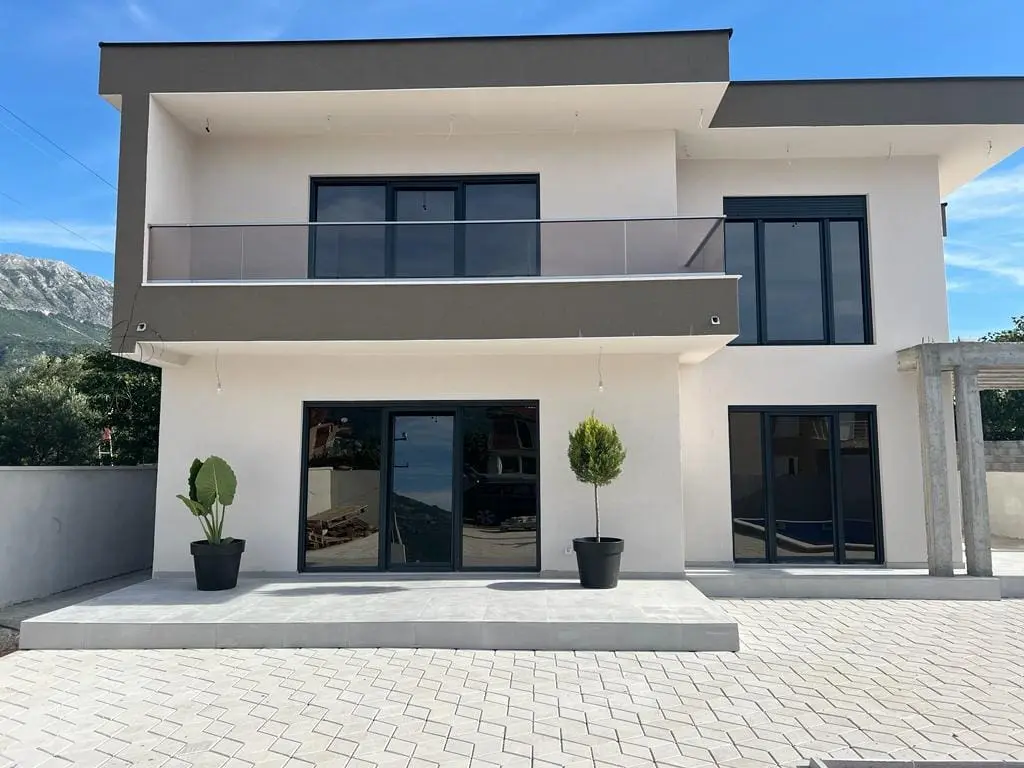 Lovely villa for sale in Bar, Montenegro