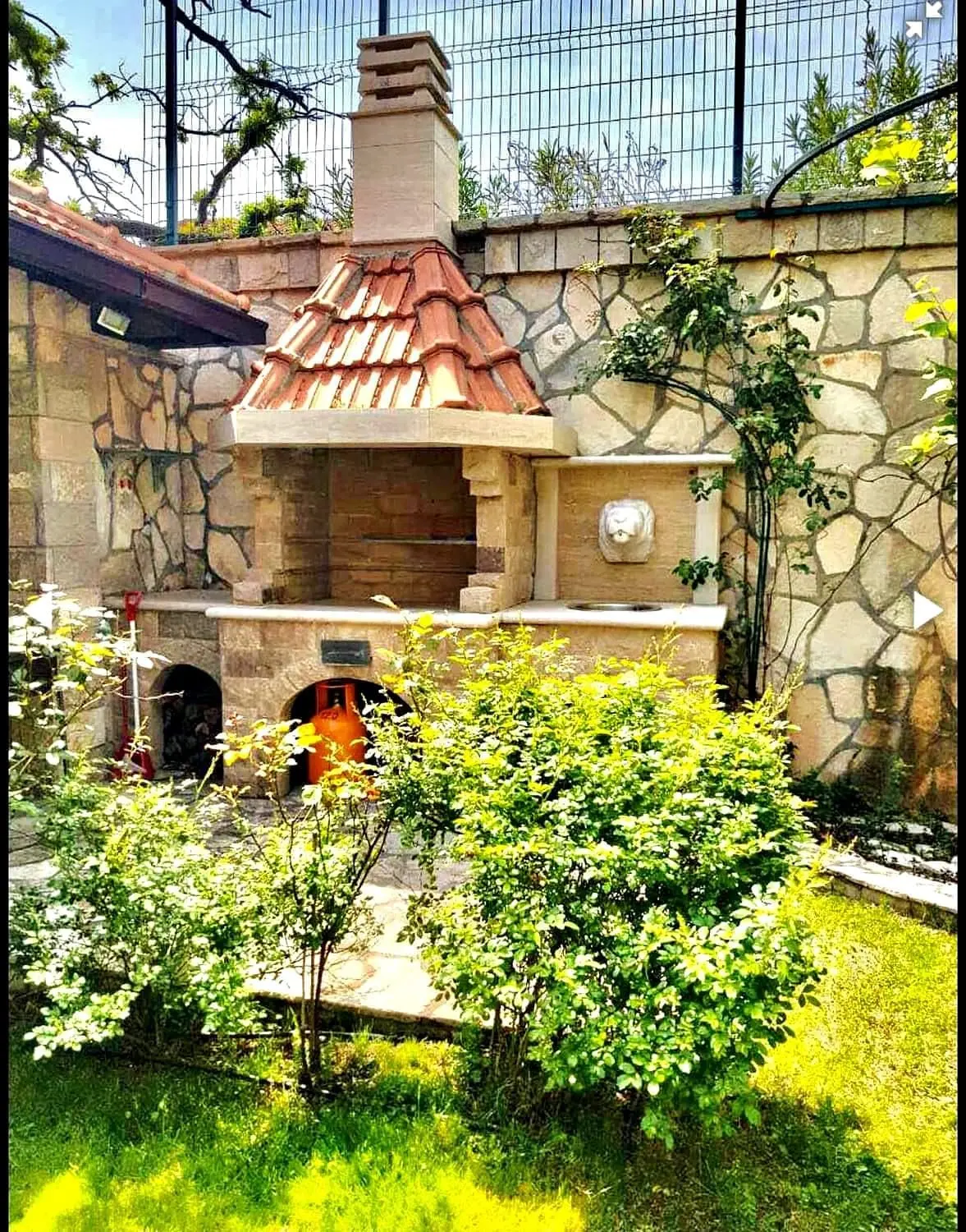 Luxurious Villa for Sale in Bečići