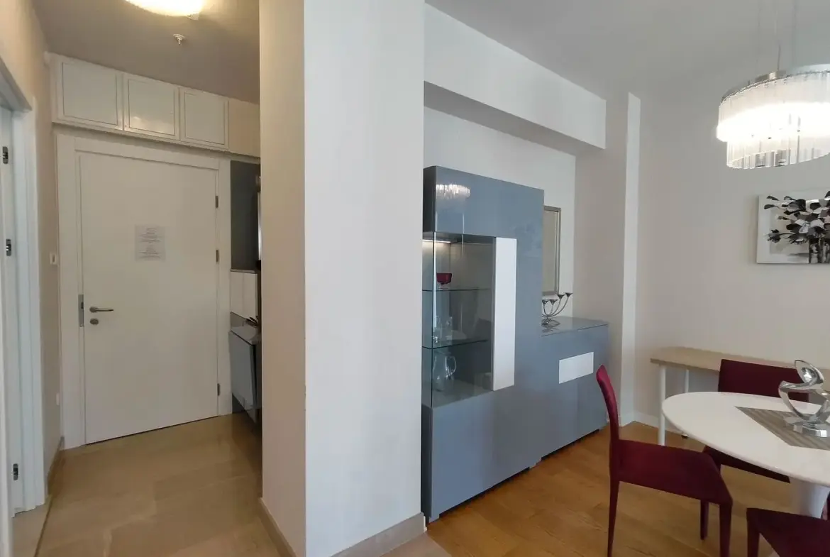 Captivating Apartment Awaits in Budva’s Exclusive Tre Canne
