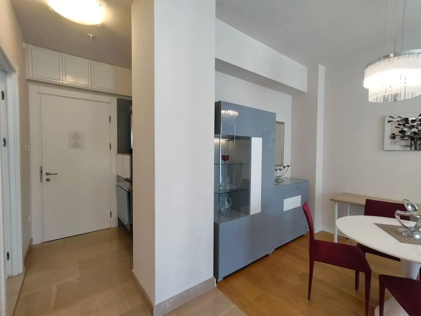 Captivating Apartment Awaits in Budva’s Exclusive Tre Canne