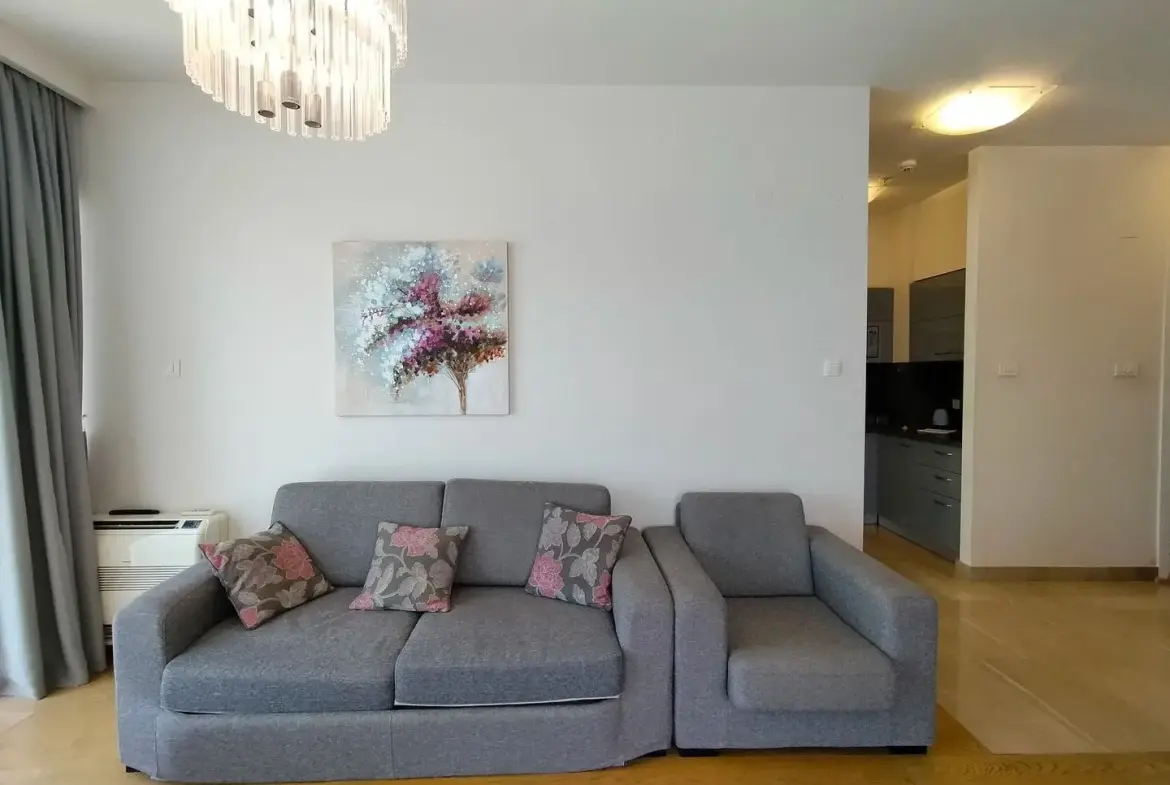 Captivating Apartment Awaits in Budva’s Exclusive Tre Canne