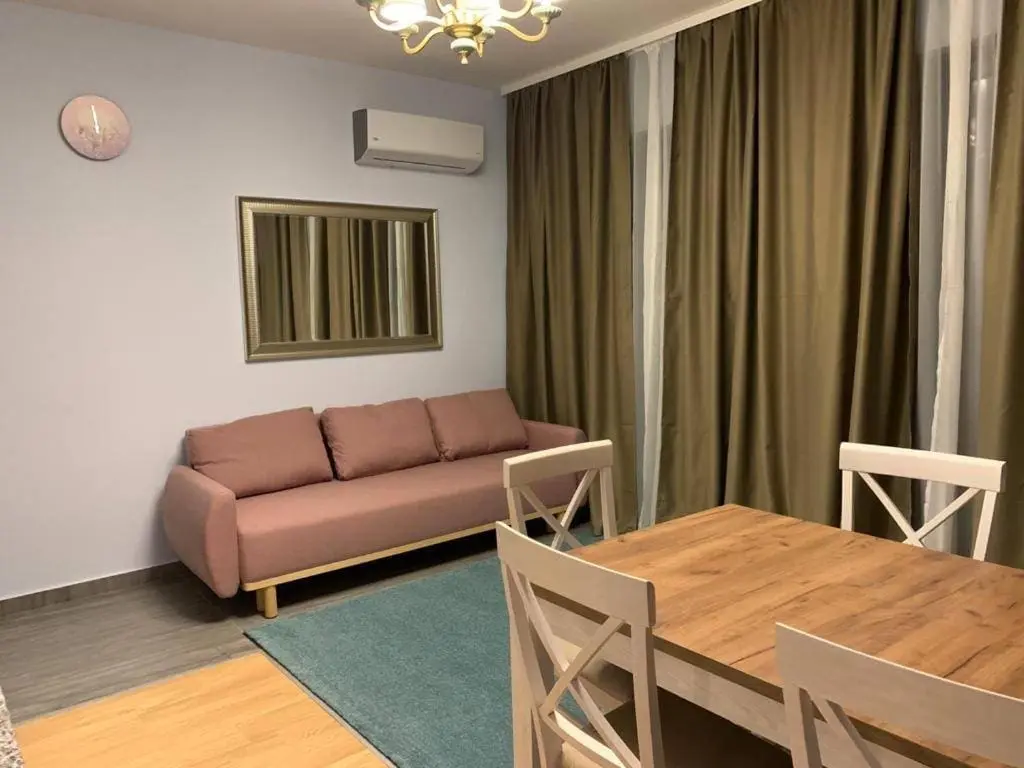 Waterfront apartments in Dobra Voda-Bar