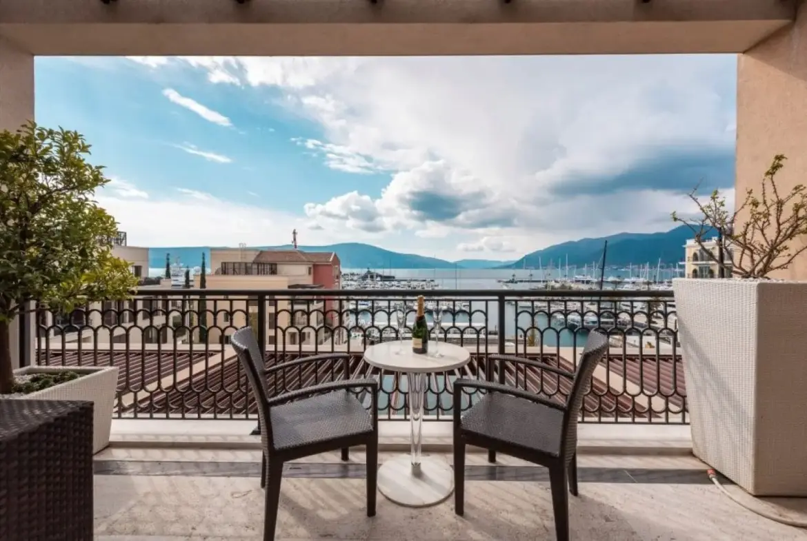 Luxury Penthouse Porto Montenegro – Exclusive 258 m² Dream