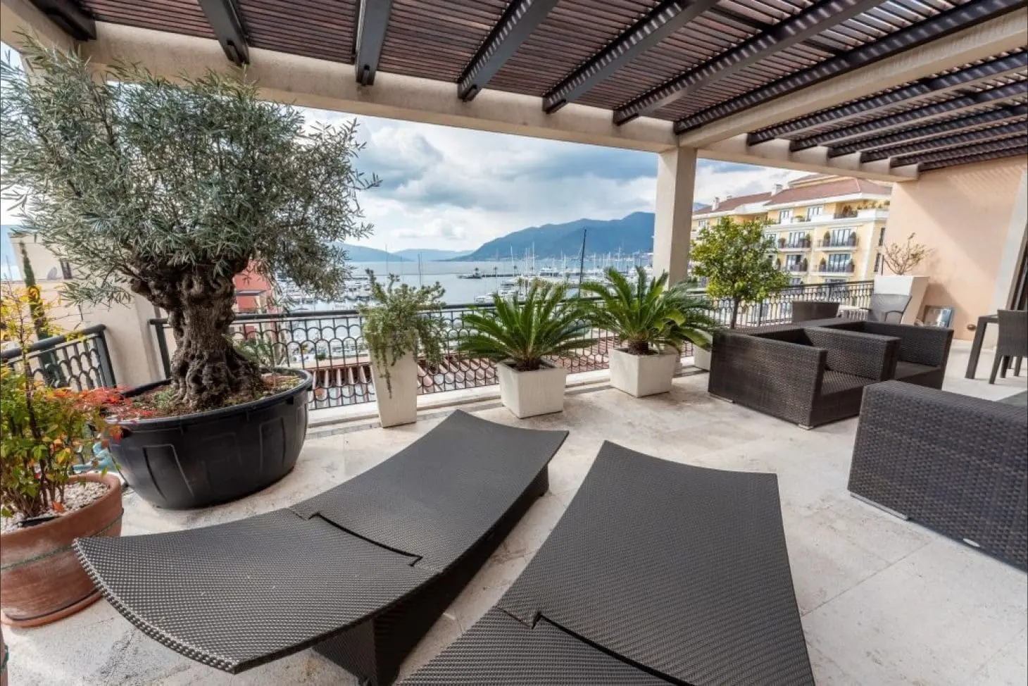 Luxury Penthouse Porto Montenegro – Exclusive 258 m² Dream
