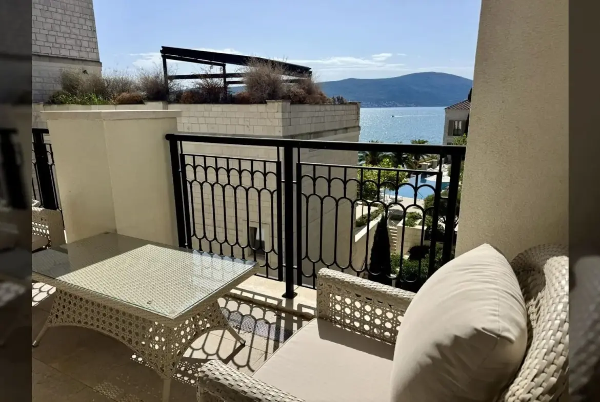 Apartment in Ksenija Residence, Porto Montenegro — 115 m², 2 Bed