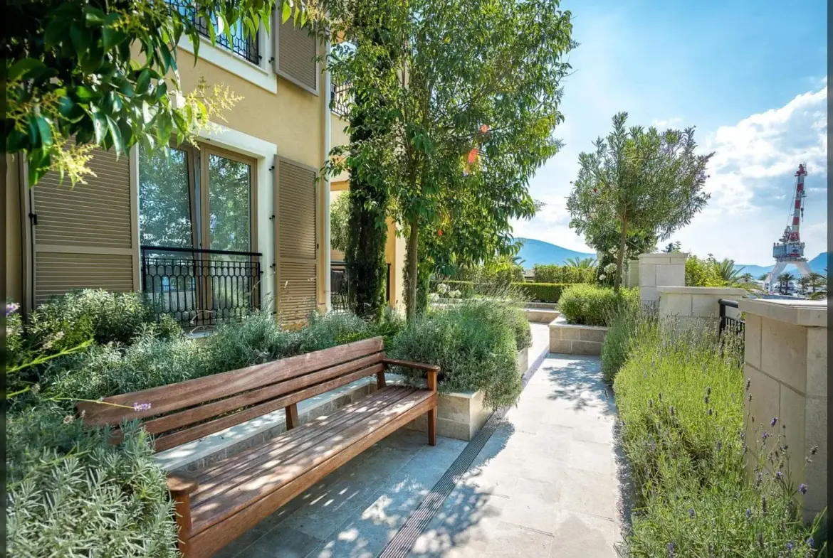 Apartment in Ksenija Residence, Porto Montenegro — 115 m², 2 Bed