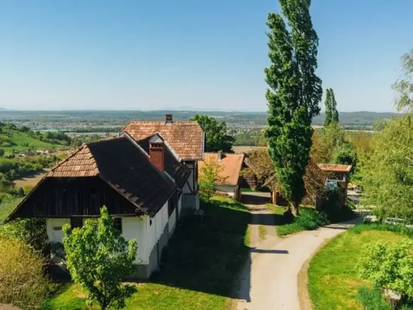Farm in Zgornja Velka