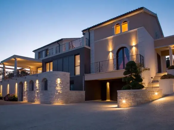 4 bedroom luxury House in Nožed