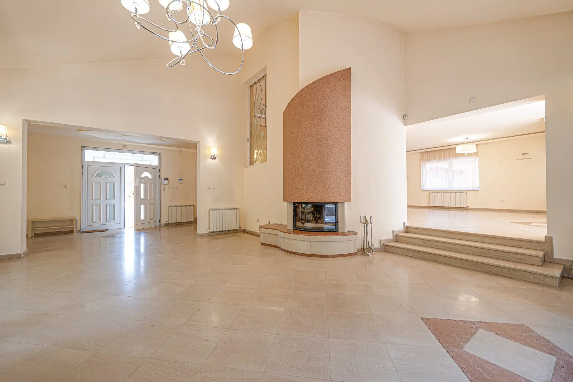 Family house with panoramic views, 1000 sq m yard, swimming pool and spa area in Simeonovo for sale