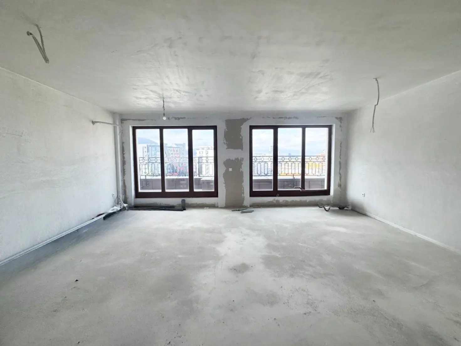 Three-bedroom apartment in a new luxury complex in Krastova vada