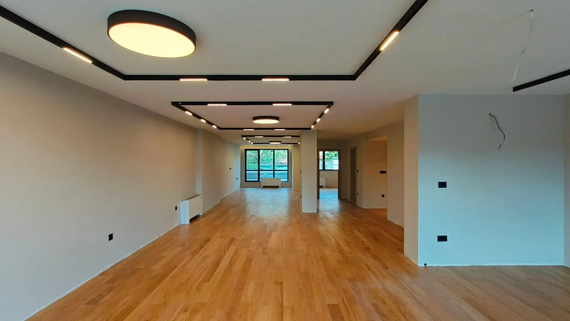 Spacious and fully furnished new apartment in the central part of Sofia