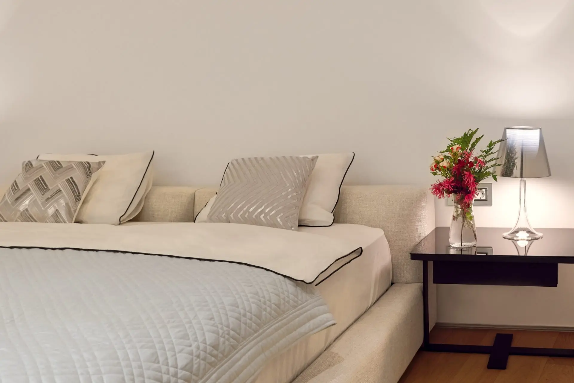 Luxurious one bedroom apartment